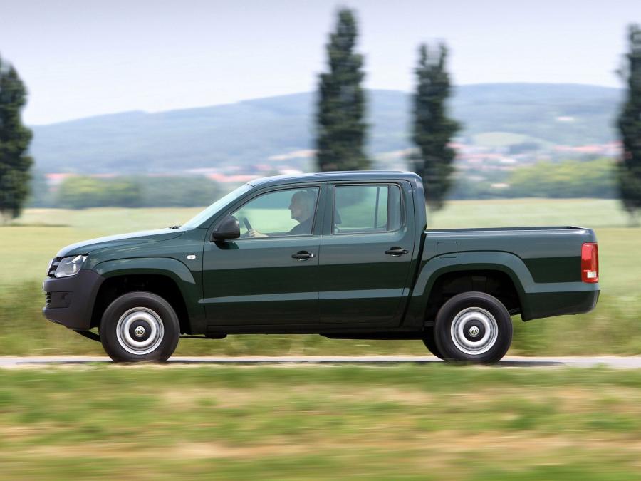  Volkswagen Amarok Double Cab Trendline 2010 года  (фото 2 из 6)